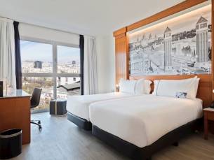 Barcelona Apolo By Melia Hotel
