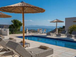 Aparthotel Lenikos