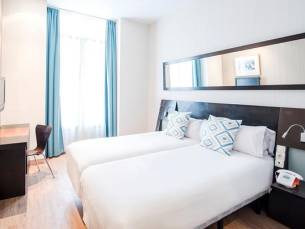 Petit Palace Plaza de la Reina