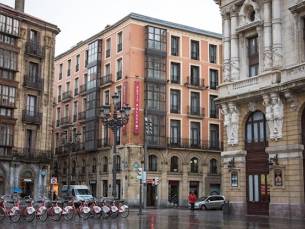 Petit Palace Arana