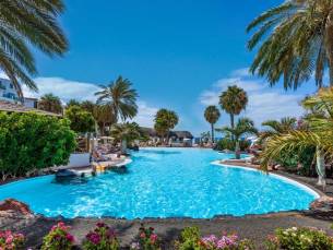LUXE 5*-hotel op Lanzarote met grote zwembaden en familievriendelijke sfeer! Incl. vlucht, transfer o.b.v. halfpension of ALL-INCLUSIVE!