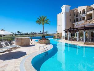 8 daagse vliegvakantie naar Doubletree by Hilton La Torre Golf en Spa Resort in murcia, spanje
