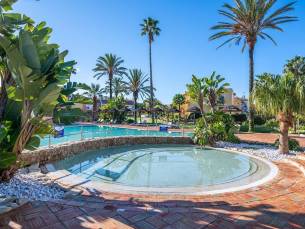 Jardim Da Meia Praia