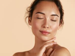 Gezichtsbehandeling naar keuze (60 of 90 min)