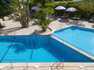 Flor los Almendros Hotel