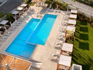 Vangelis Hotel & Suites