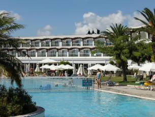 Sun Palace