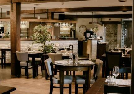 DINER DEAL! ⚡Authentiek hotel met brasserie en binnentuin in de Voerstreek net over de grens in Belgi&euml;! Overnachten in 16e-eeuwse boerderij incl. ontbijt en diner!