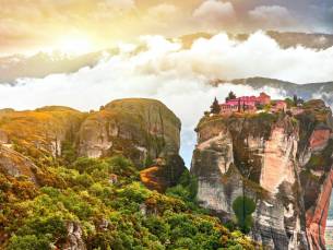 13-daagse Fly & Drive door Bulgarije, Griekenland, Albani&euml; en Macedoni&euml;! Incl. vlucht, huurauto en comfortabele hotels met ontbijt!