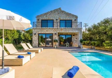 Villa Petra Elia