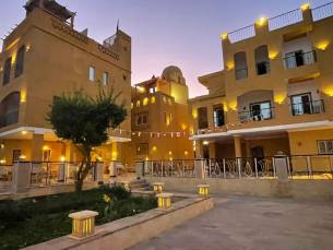 Jewel Howard Carter Hotel