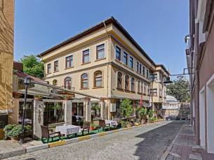 Arena Hotel