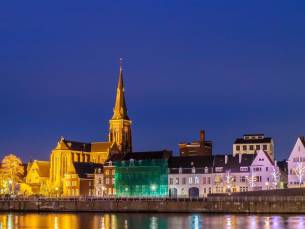 SURPRISE-DEAL! ????Kerstmagie in Maastricht! Laat je verrassen en verblijf in een 4*-SURPRISE HOTEL incl. ontbijt