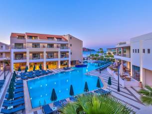 Porto Platanias Beach Resort en Spa