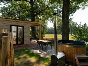 Nature lodge with sauna and hot tub | 2