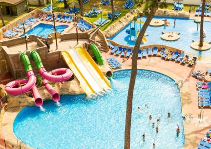 Familievakantie in Marbella incl. vlucht, transfer en 4*-hotel o.b.v. halfpension