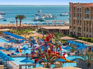 Pickalbatros White Beach Resort