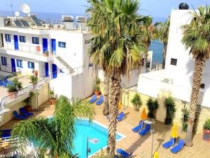 Kassavetis Center - Hotel Studios & Apartments