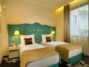 La Prima Fashion Hotel