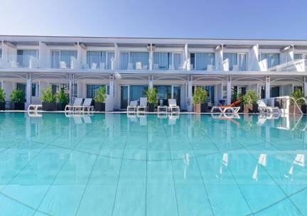 Ura Hotels - Aparthotel Lara