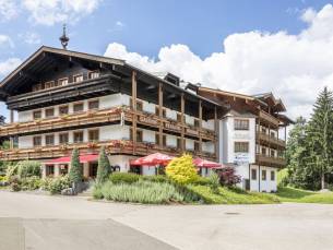 Ontsnap naar de bergen en beleef avontuur en ontspanning in Zell am See incl. ontbijt, 3-gangendiner, wellnessfaciliteiten en Hochkönig kaart voor kortingen en leuke extra's!