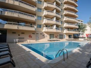 Apartamentos California