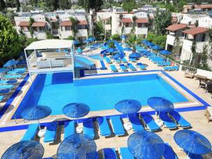 Summer Garden Suites en Beach