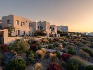 Apikia Santorini