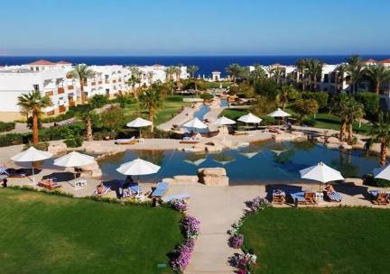 Amphoras Beach Resort