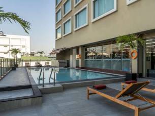 Hilton Garden Inn Bangkok Silom