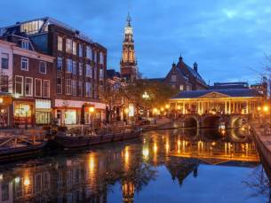 Nieuw 4*-hotel in hartje Leiden incl. ontbijt en NS treinretour