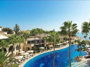 Columbia Beach Resort