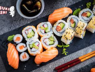 Sushibox (46 of 95 stuks) van Rise Bi Sushi voor thuisbezorging