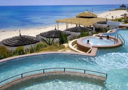Geniet ALL-INCLUSIVE van de winterzonvakantie in een 4*-resort met wellness & direct aan het priv&eacute; strand in Tunesi&euml; incl. vlucht en transfer