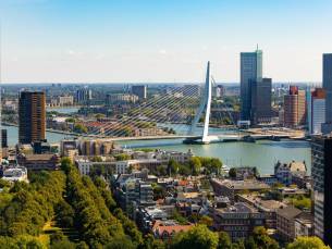 FLASHDEAL! ⚡ 4*-hotel op een historische locatie in hartje van Rotterdam met prachtig uitzicht incl. ontbijt