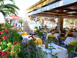 Hotel Three Stars Beach