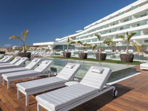 Hotel Royal Hideaway Corales Suites