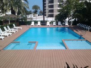Los Robles