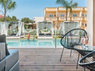 Epos Luxury