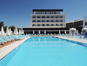 Lonicera West Hotel
