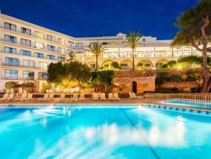 Hotel y Apartamentos Casablanca