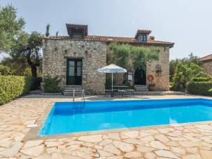 Aresti Villas