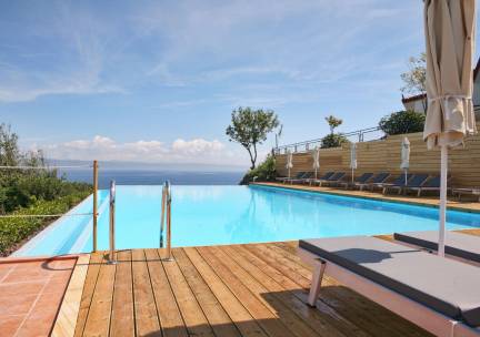 Belvedere Aeolis Hotel