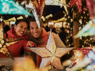 KERSTMAGIE in Den Haag! ???? 4*-hotel midden in het centrum en vlak bij de Royal Christmas Fair incl. ontbijt & NS treinretour