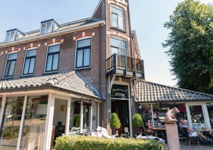 MEGA FIETS DEAL! ⚡ Kom tot rust in het oudste familiehotel van Nederland en ontdek de natuurlijke schoonheid van Drenthe incl. Rituals producten op de kamer!