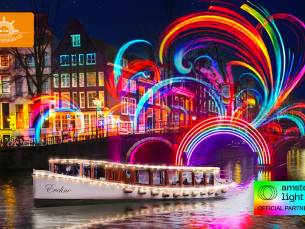 Rondvaart (75 min) + evt. onbeperkt drank tijdens Amsterdam Light Festival