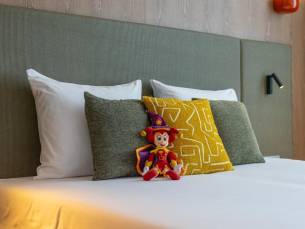 NIEUW 4*-Postillion Hotel nabij de Biesbosch en Kaatsheuvel! ✨ Incl. ontbijt, welkomstdrankje, dagentree voor de Efteling &eacute;n GRATIS parkeren bij het hotel!