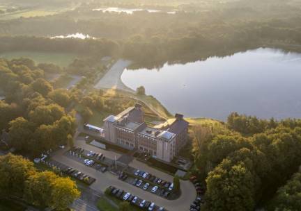 LUXE verwenarrangement! ⭐ Verblijf in een 4*-hotel in het gezellige Limburg incl. ontbijt, 3-gangendiner, wellness & vele EXTRA&acute;S!