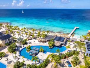 Delfins Beach Resort