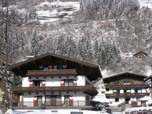 Gästehäuser Unterbrunn